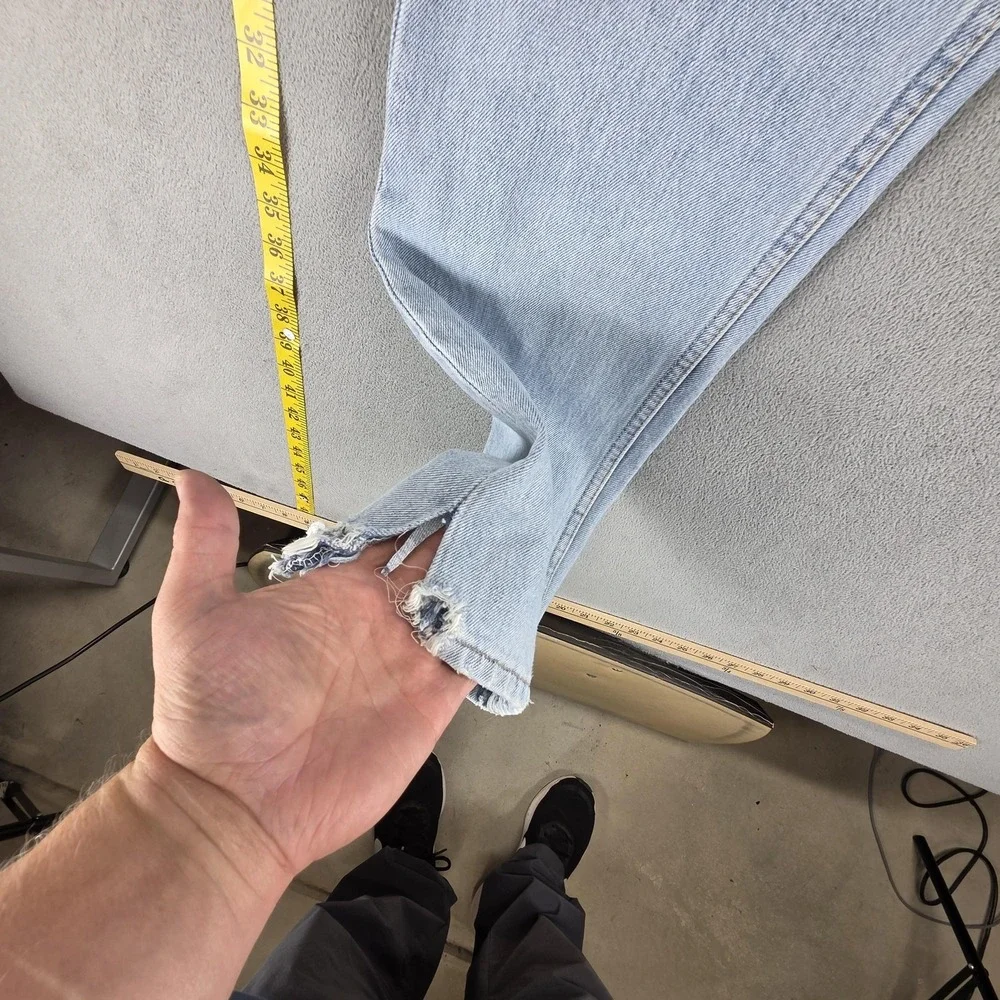 Levis 12237 important